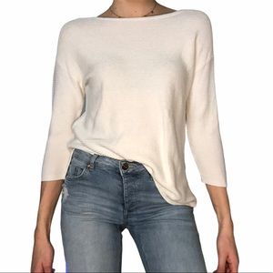 Ribbed White Quarter length sleeve top